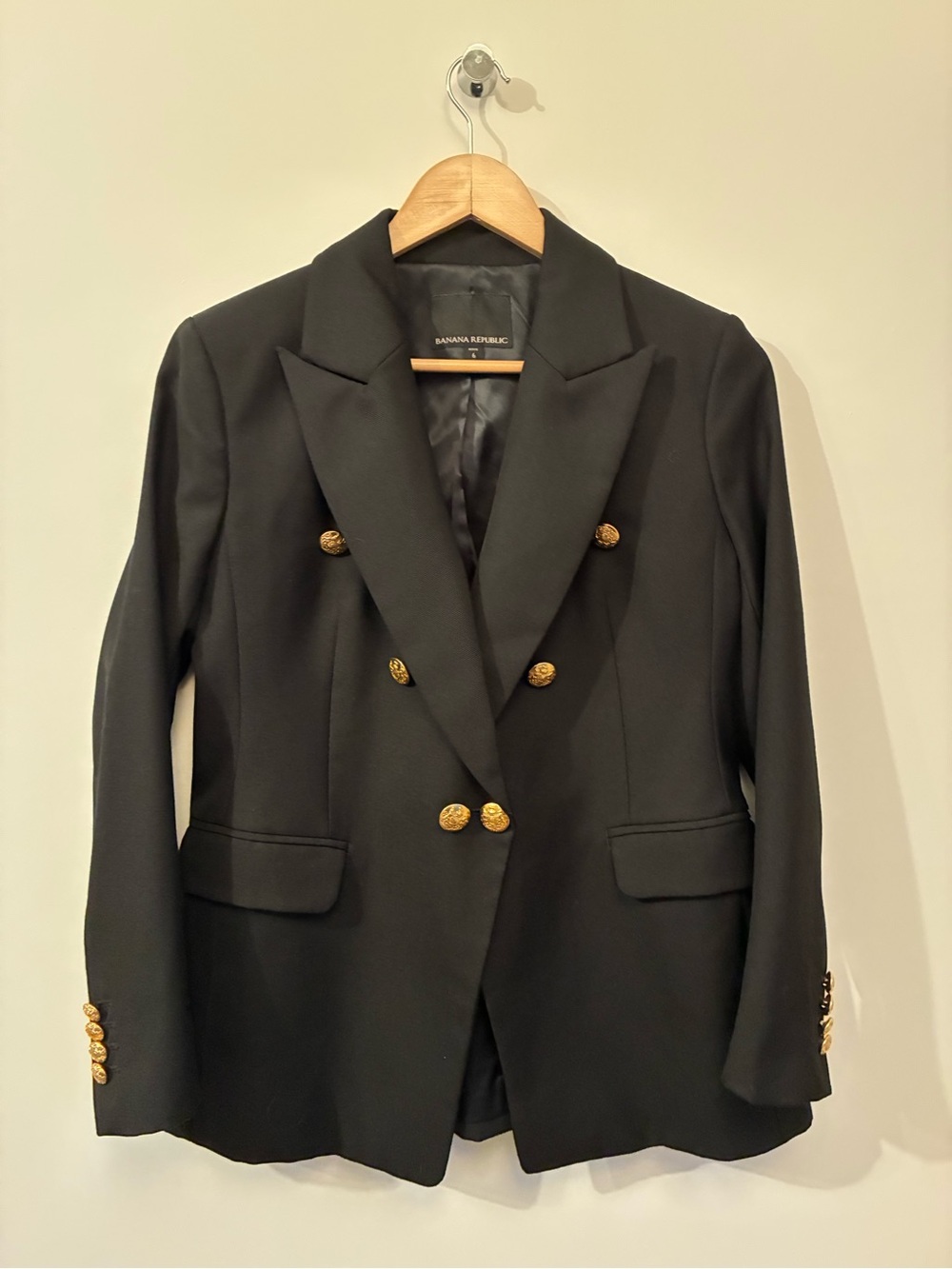 Banana Republic Black WoolBlend Captain’s Double Breasted Blazer Gold Buttons 6P